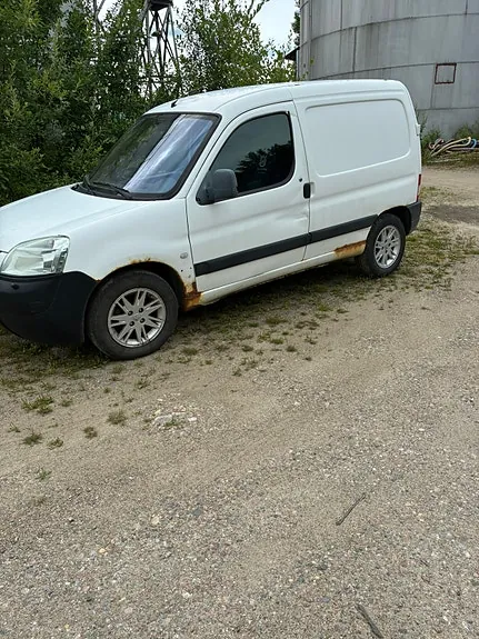 Peugeot Partner 2004 photo 2