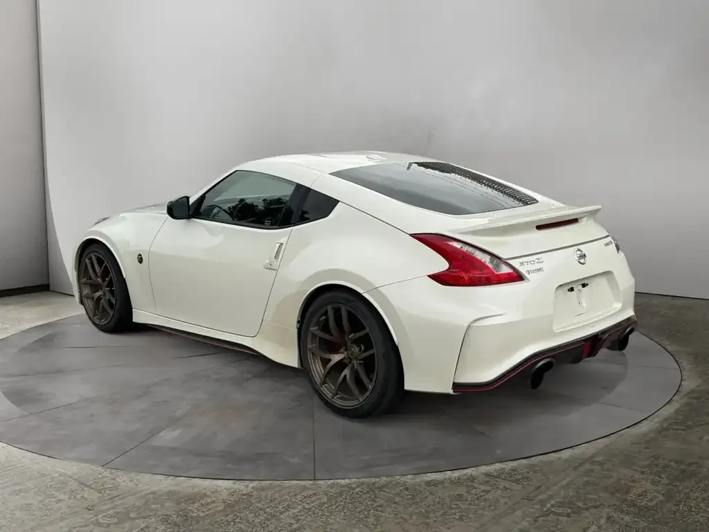 Nissan 370Z 2016 photo 3