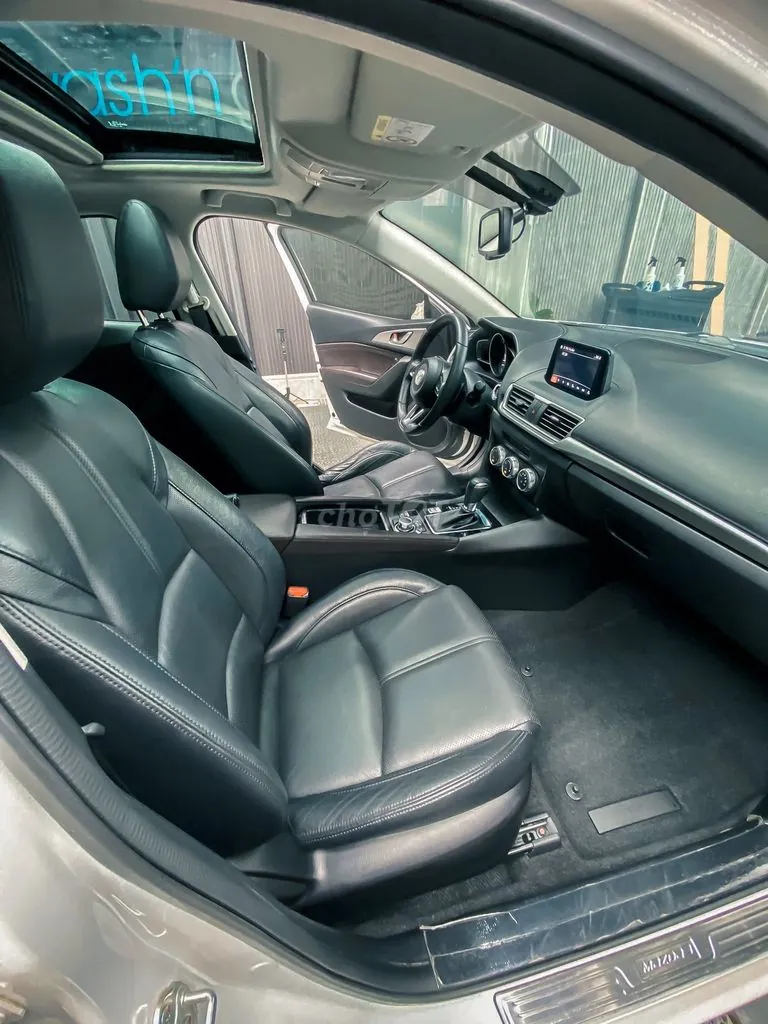 Mazda 3 2018 photo 4