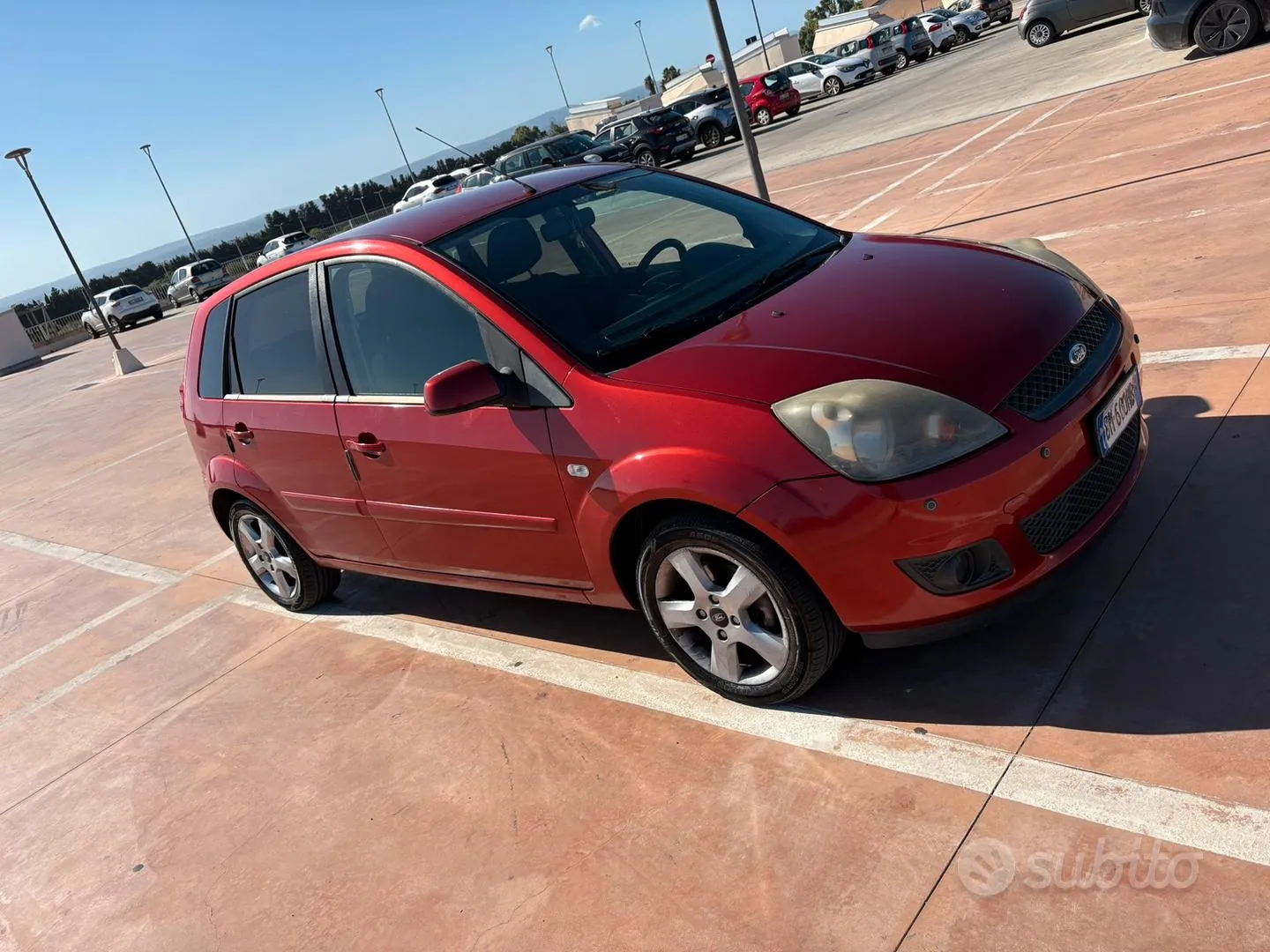 Ford Fiesta 2006 photo 2