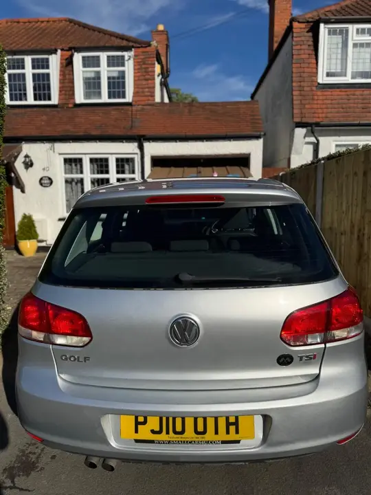 Volkswagen Golf 2010 photo 4