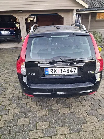 Volvo V50 2011 photo 4