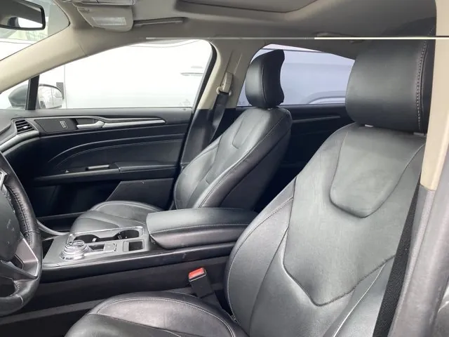 Ford Fusion 2018 photo 2