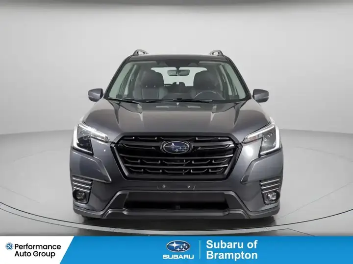 Subaru Forester 2024 photo 2