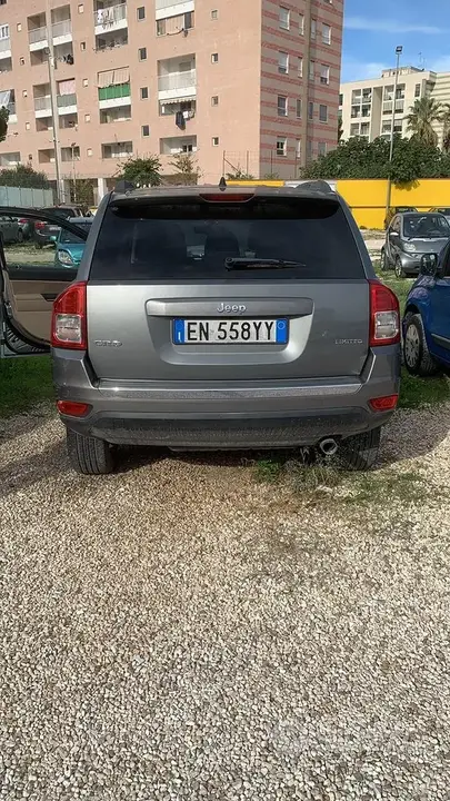 Jeep Compass 2012 photo 2