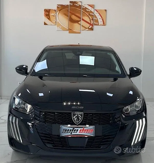 Peugeot 208 2025 photo 2