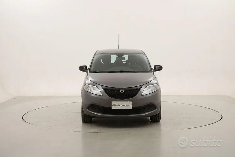 Lancia Ypsilon 2023 photo 2