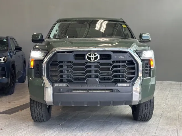 Toyota Tundra 2023 photo 3