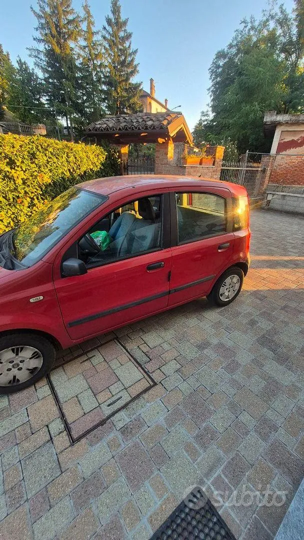 Fiat Panda 2004 photo 2
