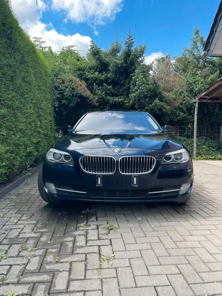 BMW F10