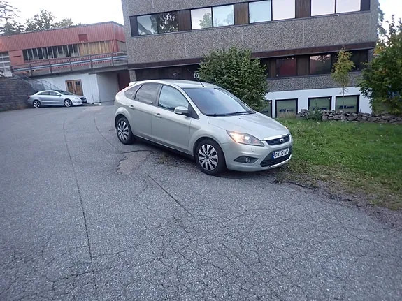 Ford Focus 2009 photo 5
