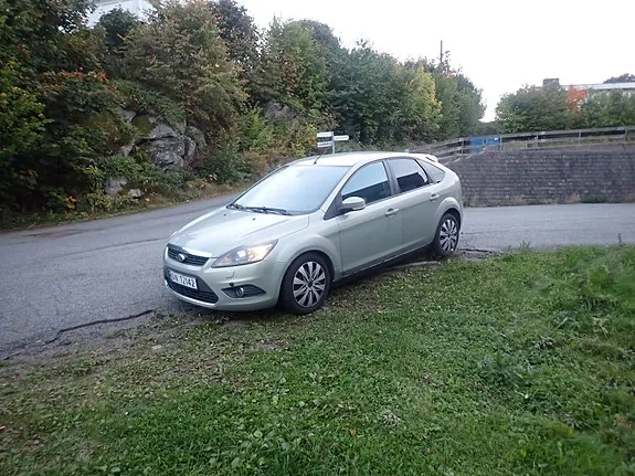 Ford Focus 2009 photo 2