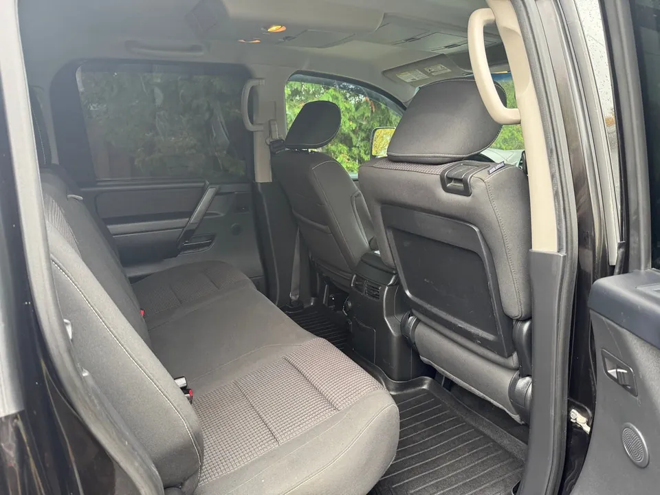 Nissan Titan 2013 photo 5