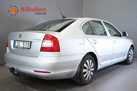 Skoda Octavia 2012 photo 2