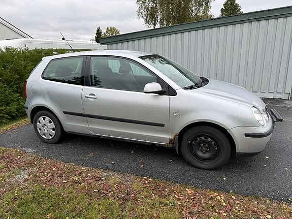 Volkswagen Polo 2003 photo 3