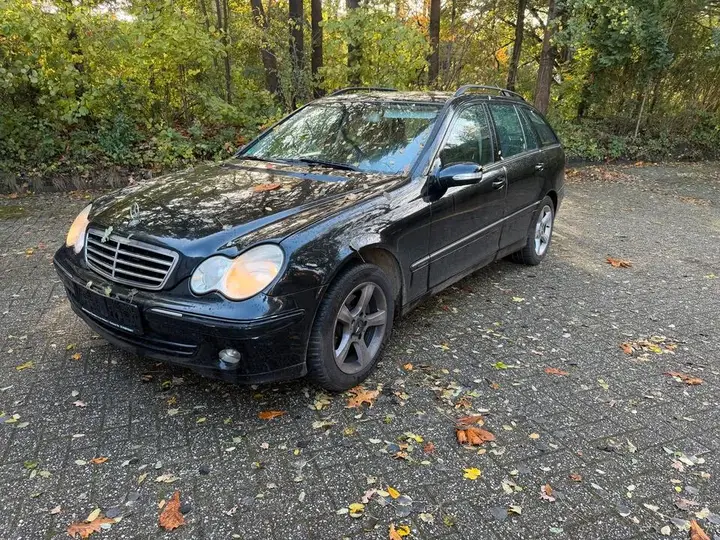 Mercedes-Benz C180