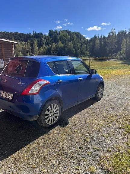Suzuki Swift 2012 photo 5