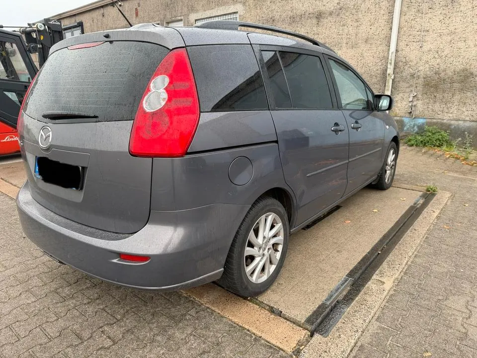 Mazda 5