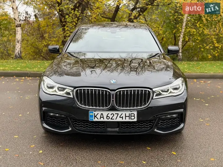 BMW 7 Series 2017 photo 3