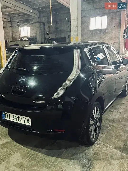 Nissan Leaf 2013 photo 3