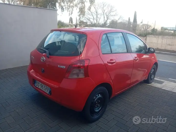 Toyota Yaris 2007 photo 3