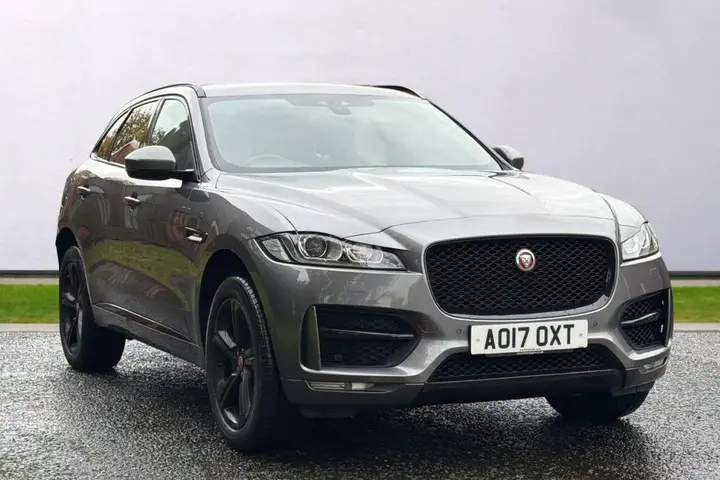 Jaguar F-Pace