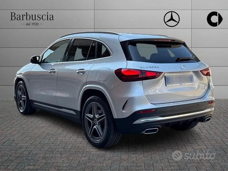 Mercedes-Benz Gla 2024 photo 4