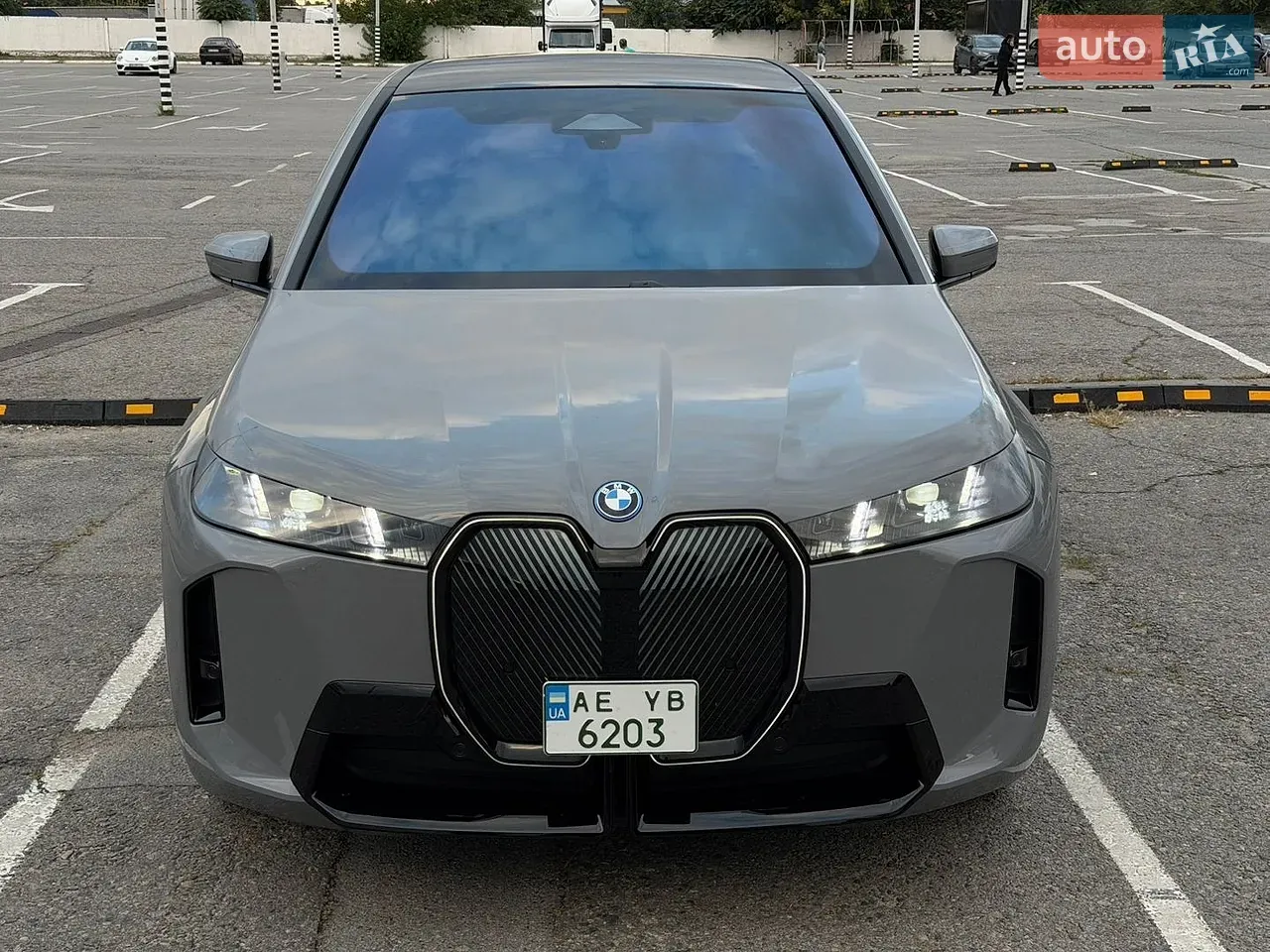 BMW Ix 2022 photo 2