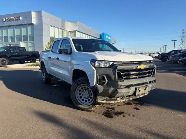 Chevrolet Colorado 2023 photo 2