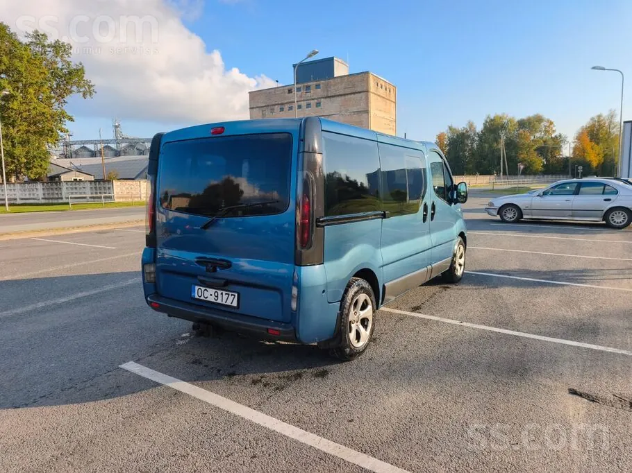 Renault Trafic 2005 photo 3