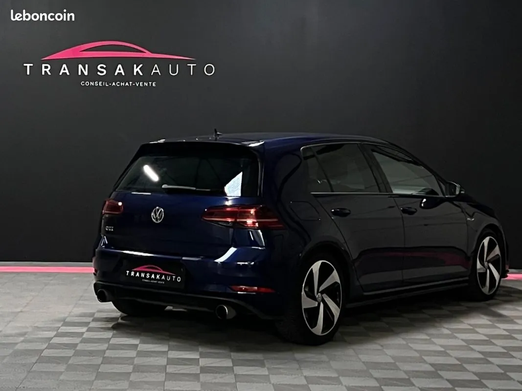 Volkswagen Golf 2018 photo 4