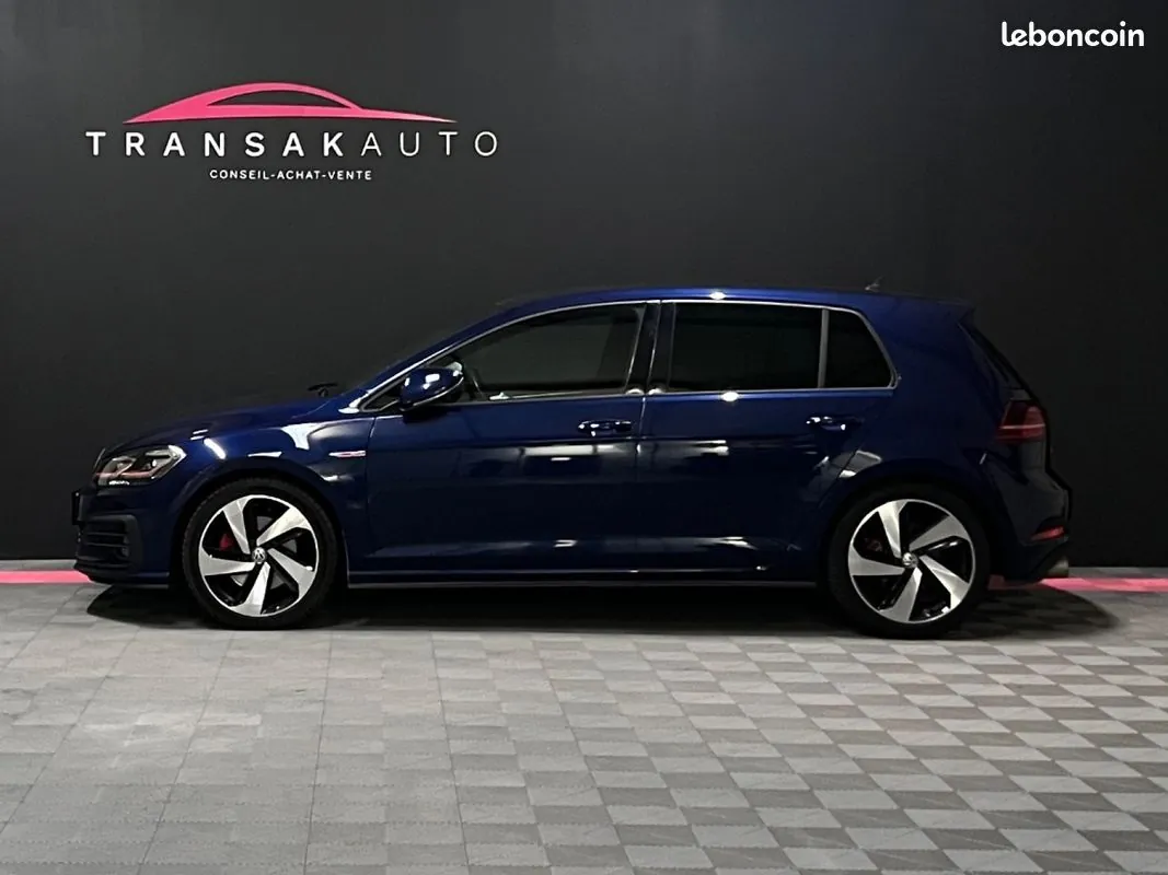 Volkswagen Golf 2018 photo 2