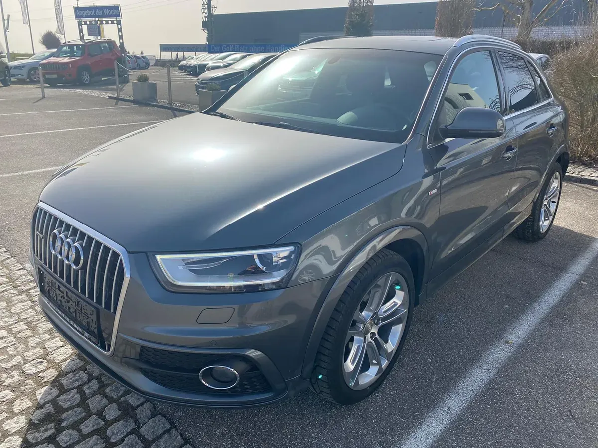 Audi Q3 2013 photo 2