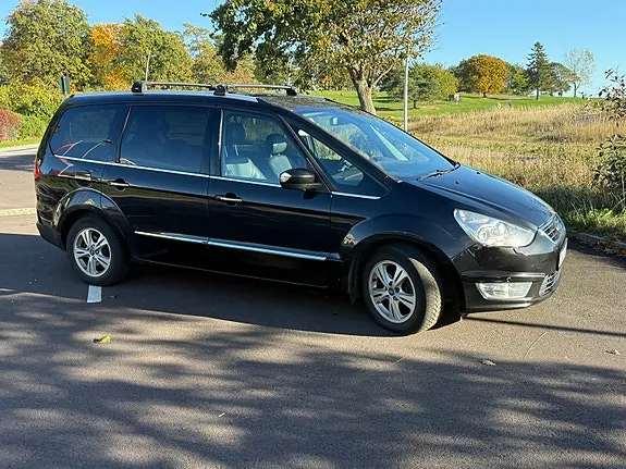Ford Galaxy 2014 photo 3