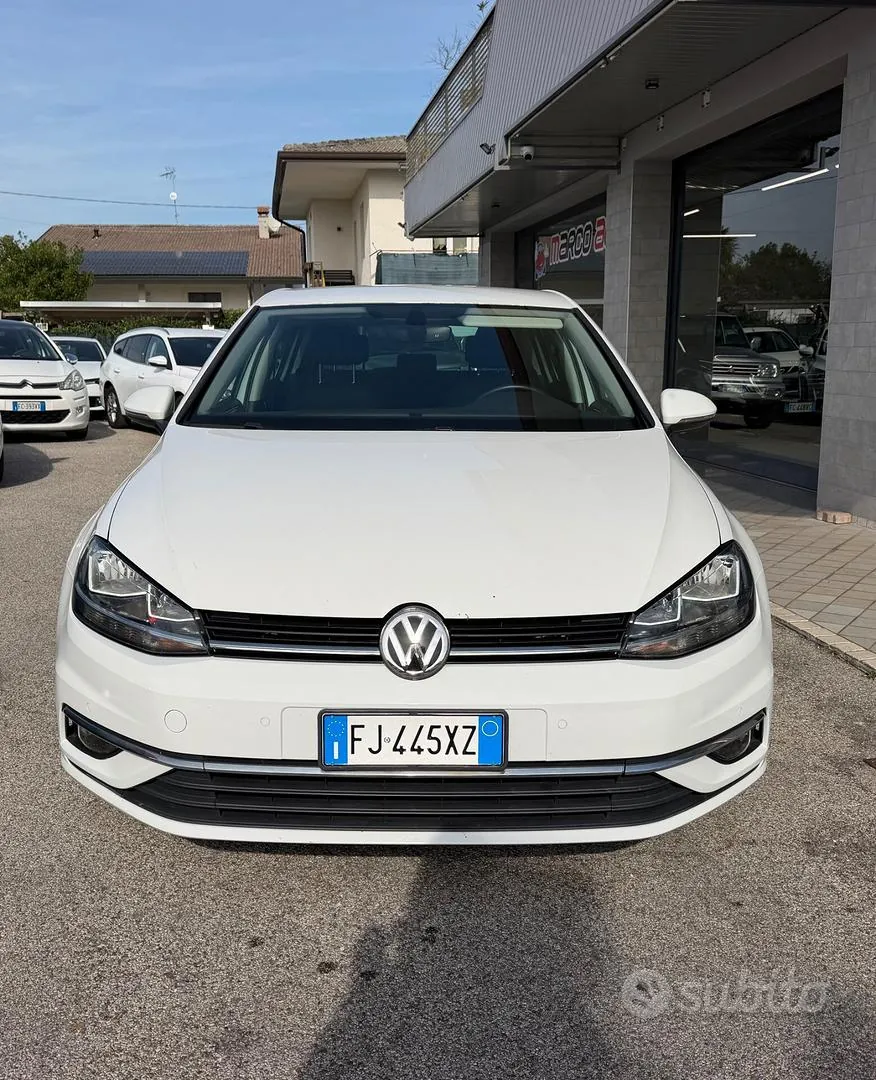 Volkswagen Golf 2017 photo 2