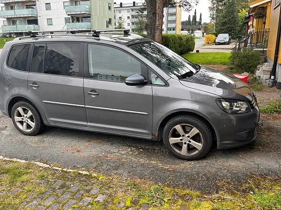 Volkswagen Touran 2013 photo 4