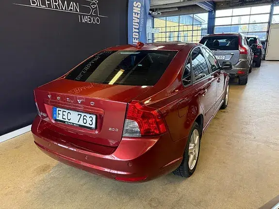 Volvo S40 2010 photo 4