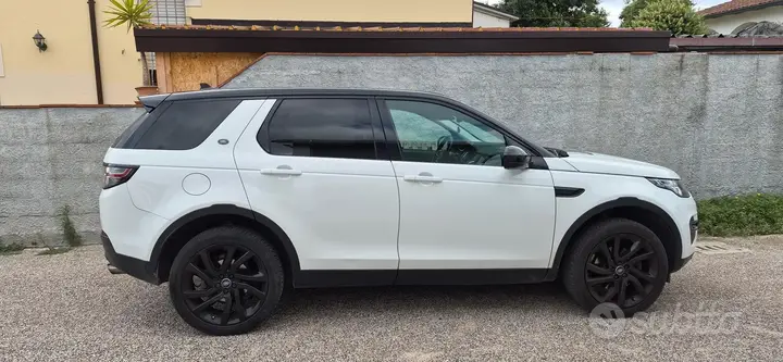 Land Rover Discovery Sport 2016 photo 5