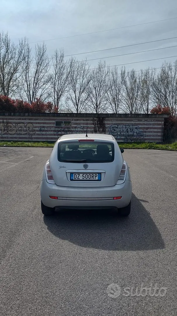 Lancia Ypsilon 2010 photo 4