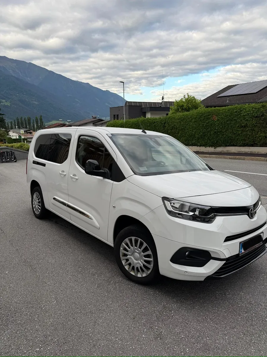 Toyota Proace City Verso 2022 photo 2