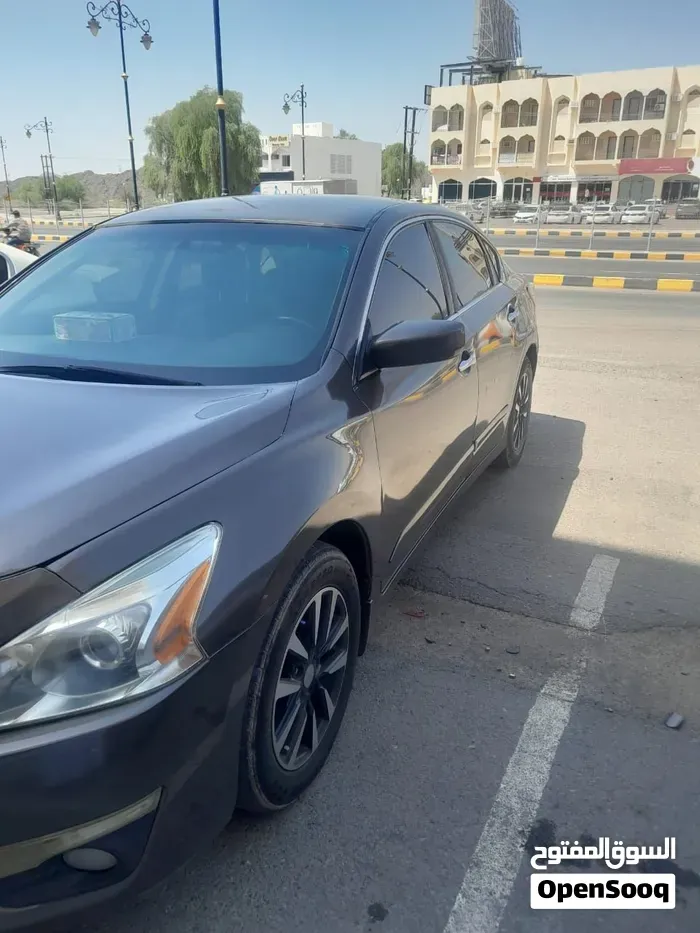 Nissan Altima 2015 photo 2