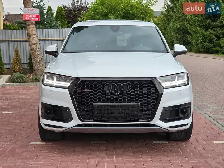 Audi Q7 2018 photo 2
