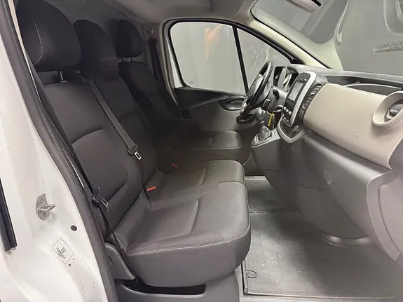 Renault Trafic 2016 photo 5