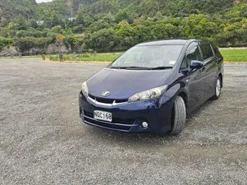 Toyota Wish 2010 photo 4
