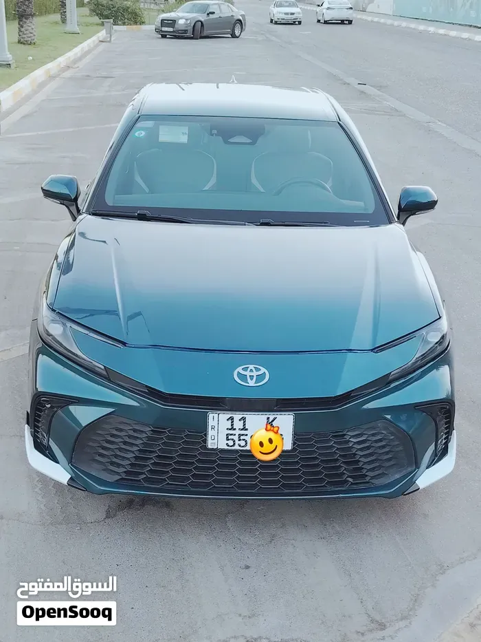 Toyota Camry 2025 photo 2