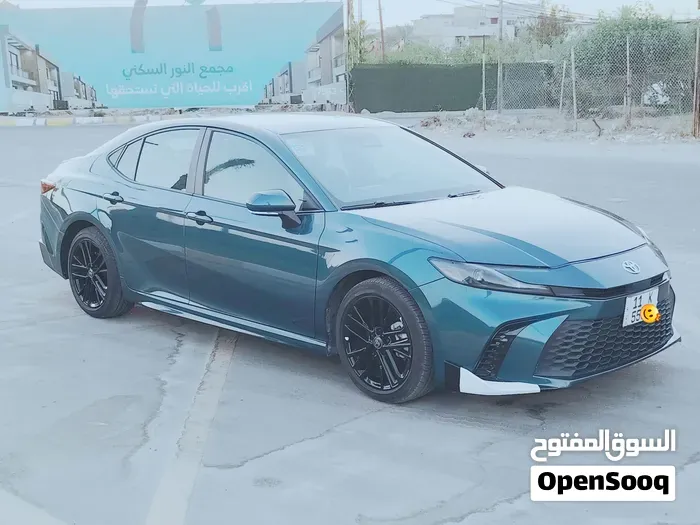 Toyota Camry 2025 photo 4