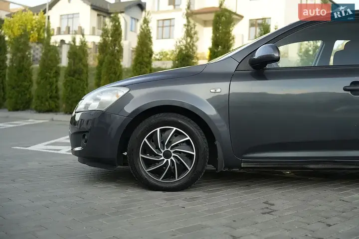 Kia Ceed 2007 photo 5