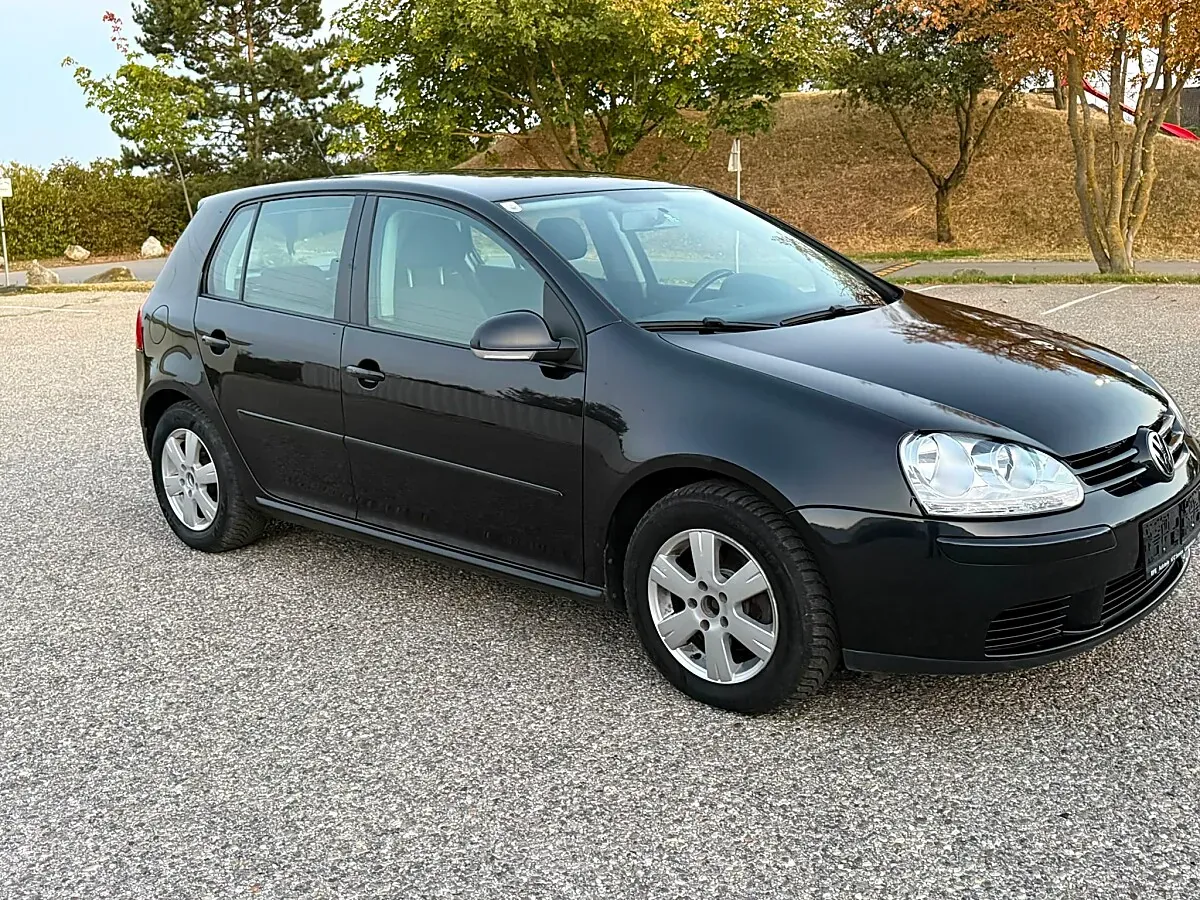 Volkswagen Golf 2007 photo 2