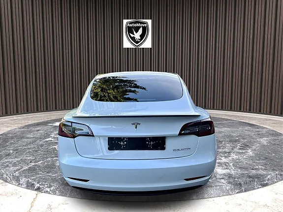 Tesla Model 3 2021 photo 5