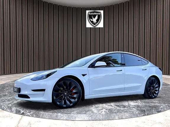 Tesla Model 3 2021 photo 2